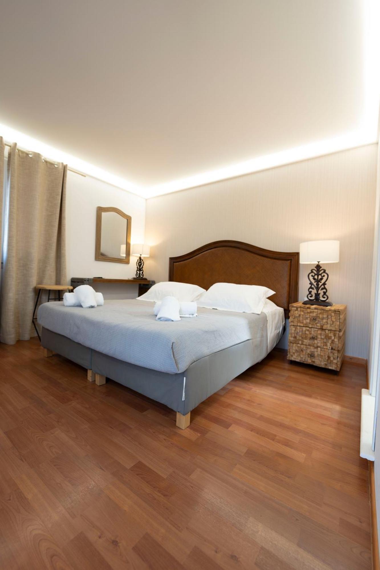 Syros Village Suites Vári Buitenkant foto