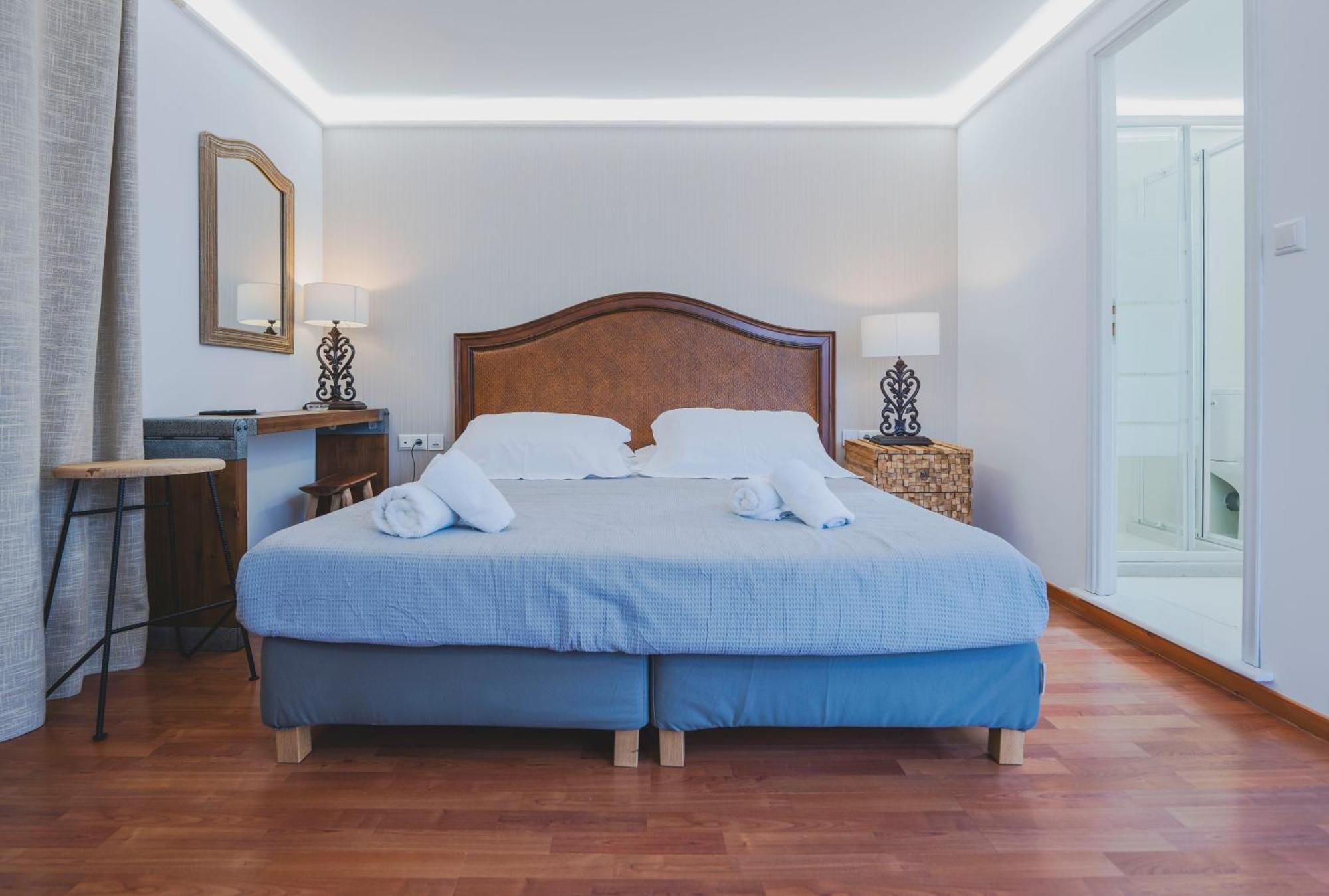 Syros Village Suites Vári Buitenkant foto